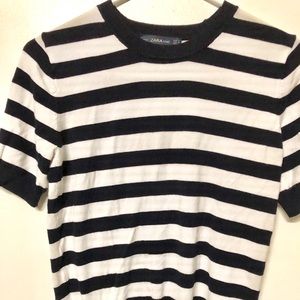 Zara black white striped short sleeved sweater M